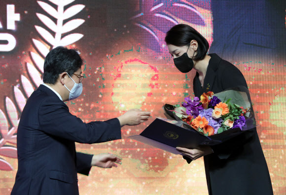 ‘배구 여제’ 김연경, 대한민국 체육상 경기상 영예