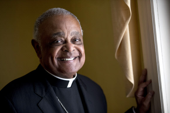 아프리카계 미국 흑인으로는 최초로 추기경에 임명된 윌튼 대니얼 그레고리(72) 워싱턴DC 대주교. AP 연합뉴스