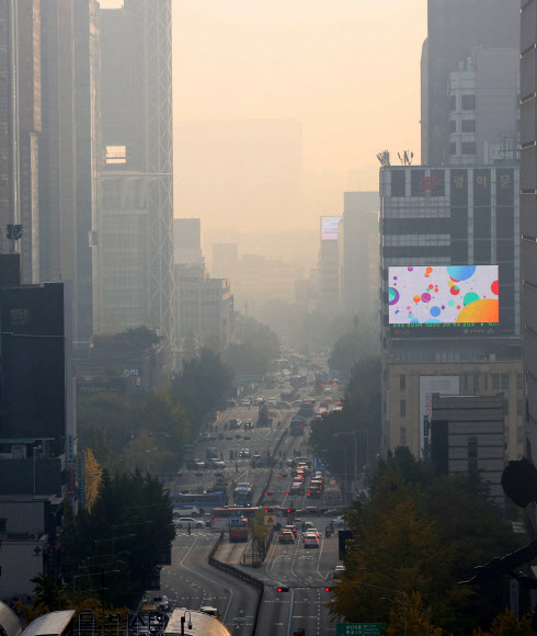 서울 뿌옇다