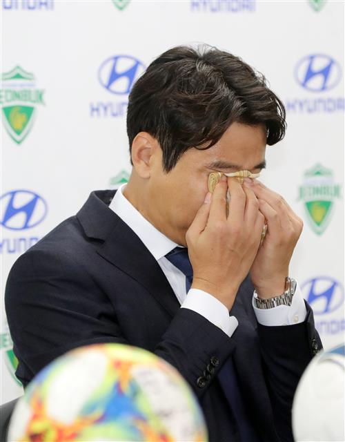 부모님 생각에 흐르는 눈물