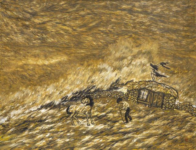 변시지의 1989년 작품 ‘폭풍의 바다’는 휘몰아치는 제주의 황금빛 바람 앞에 선 고독한 인간에 대한 연민과 위로를 담고 있다. 가나아트 제공