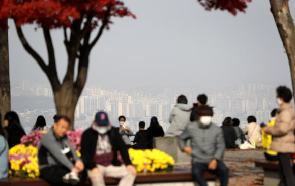 포근하지만 미세먼지 가득한 입동