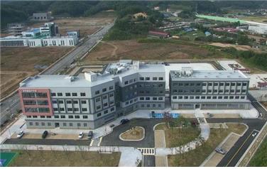 대전에 있던 화학물질안전원이 충북 청주 오송에 새 청사를 마련해 이전했다. 화학물질안전원 제공