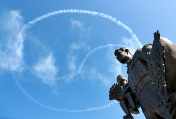 캐나다 참전용사 위 태극문양
