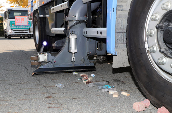 대구서 도로 분진흡입차 시연회 열려