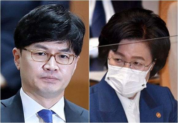 한동훈 검사장, 추미애 법무부 장관. 연합뉴스
