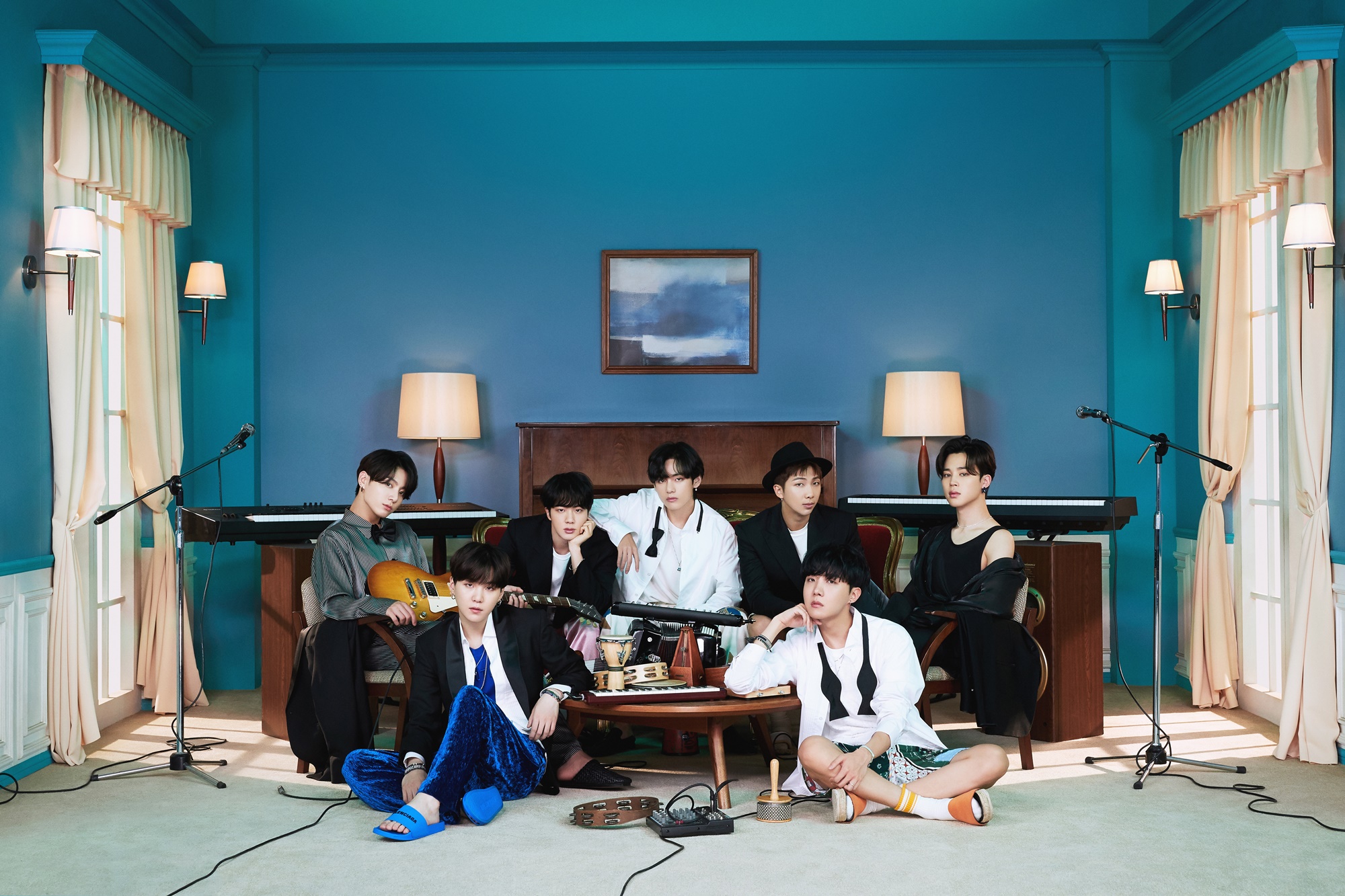 지난 20일 새 앨범 ‘BE (Deluxe Edition)’을 낸 그룹 방탄소년단. 빅히트 엔터테인먼트 제공