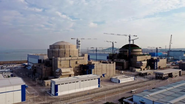 중국이 핵심 부품의 국산화율을 끌어올린 원자로 ‘화룽 1호’ 기술을 적용한 원자력발전소 푸칭 5호기와 6호기.  중국핵공업그룹(CNCC)