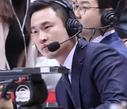 친구에게 빌린돈 1억원을 갚지않아 사기혐의로 불구속 기소된 전 농구선수 김승현씨.