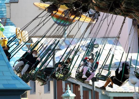 성탄절 연휴 즐기는 시민들