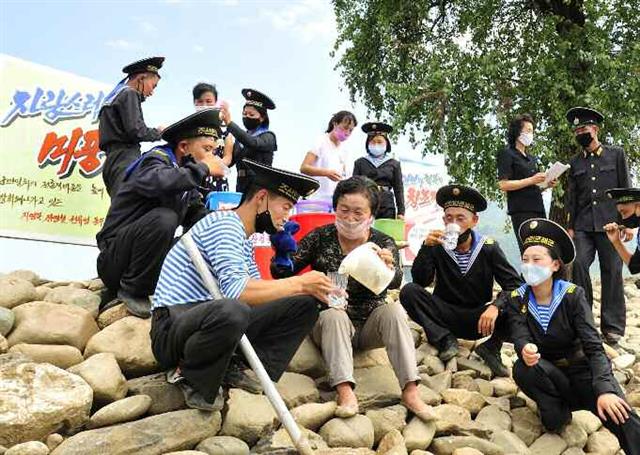 북한 “인민들, 재난 앞에서 철통같이 뭉쳐 정면 돌파”