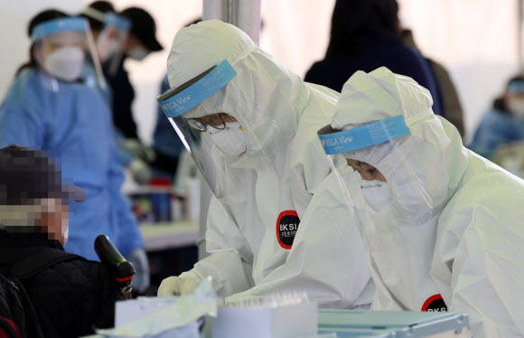 주말에도 의료진은