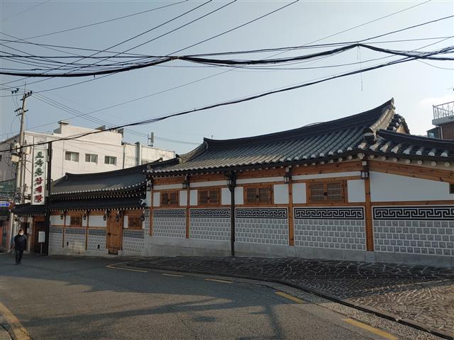 서울 종로구 체부동에 있는 독립운동가 김가진 집터. 정정화 선생은 이곳에서 시아버지 김가진을 모시고 살다 먼저 중국으로 간 시아버지를 따라갔다. 지금은 유명한 삼계탕 집이 들어서 있다. 국가보훈처·임시정부기념사업회·서울역사박물관 제공 