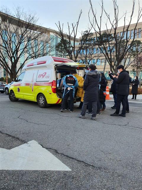 중대재해 단식 중이던 강은미 원내대표 병원 후송