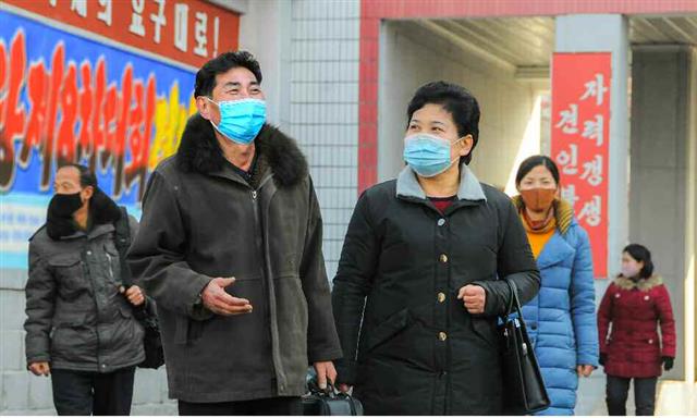 “선망의 대상”…노동신문이 소개한 ‘혁신자 부부’