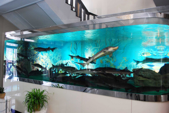 재일본조선인총연합회 기관지 조선신보는 1960년 창립돼 올해 환갑을 맞이한 평양 음식점 옥류관의 역사와 현재 모습을 24일 보도했다. 사진은 옥류관 내부 모습. 2021.2.24  평양 조선신보 연합뉴스