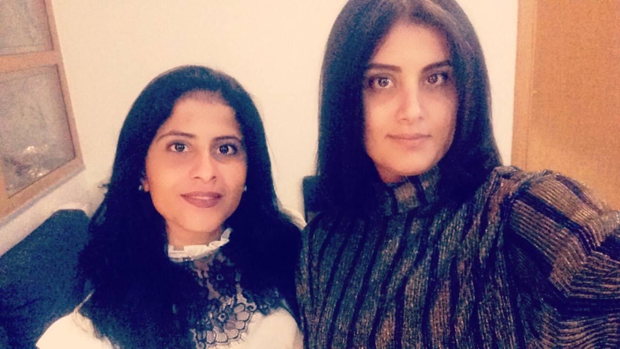 리나와 루자인 알하스룰이 2017년 찍은 사진. 트위터 캡쳐