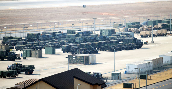 올해 전반기 한미 연합지휘소훈련(CCPT)이 8일부터 9일간의 일정으로 시행된다. 신종 코로나바이러스 감염증(코로나19)으로 훈련 규모는 축소됐고, 야외 기동훈련도 실시하지 않는다. 사진은 8일 오후 경기도 평택시 캠프 험프리스 모습. 2021.3.8  연합뉴스