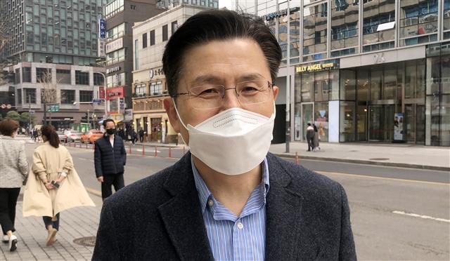 황교안 ‘종로구에 사무실 냈어요’