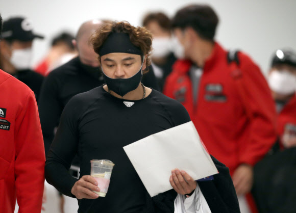 시범경기 우천취소 SSG 추신수 퇴근