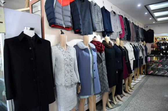 평양 곳곳에 ‘복합 대형마트’ 등장