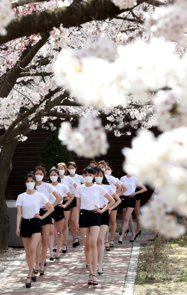 봄기운 느끼며 워킹