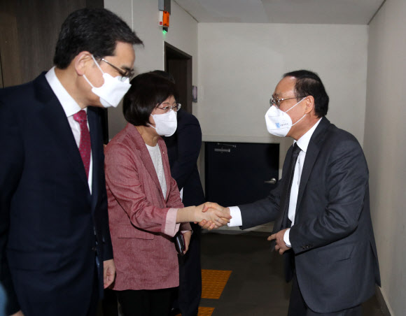 조국 전 장관 관련 서울대 방문한 국민의힘