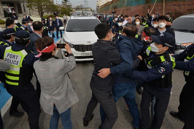 장관님 이대로는 못 가십니다