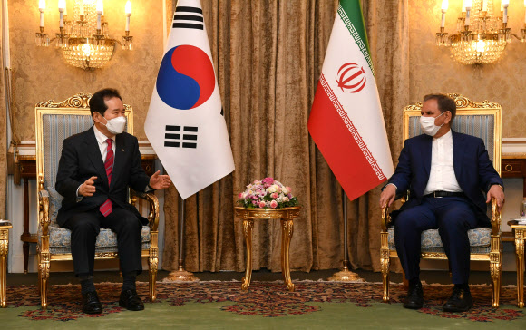 이란 부통령 만난 丁총리 “핵합의 복원 지원”