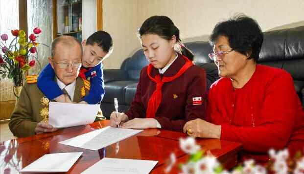 북한 청년학생들, ‘당 대회 결정 관철’ 주요 현장에 위문편지 보내