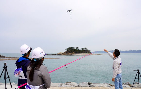 흥미로운 드론 낚시