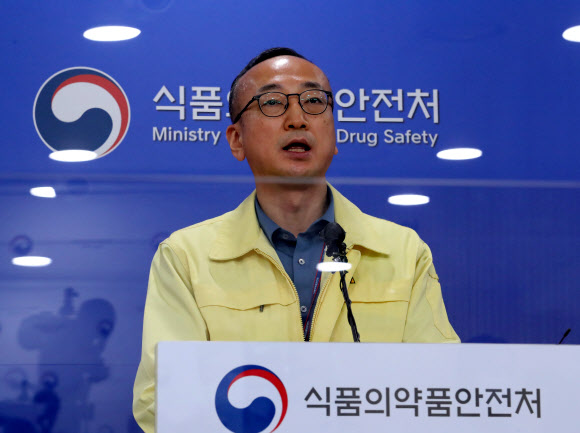 식약처 ‘모더나, 허가를 위한 예방 효과는 인정 가능 판단’