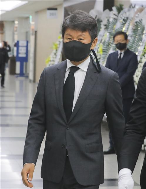 [수정본] 고 이한동 전 총리 빈소 찾은 정몽규 회장