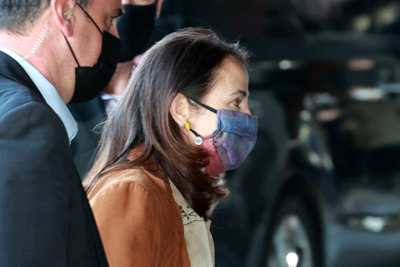 방한한 헤인스 미국 국가정보국장