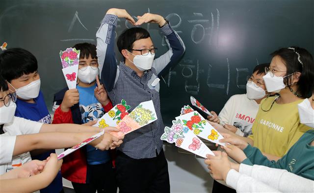 정성 가득 담긴 카네이션