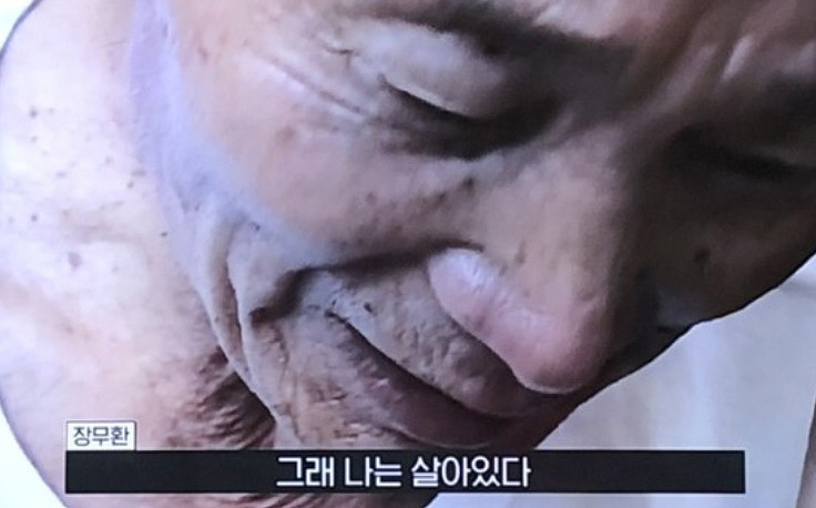 1998년 중국으로 탈출해 취재진과 만난 뒤 가족들에게 생존 사실을 알리는 국군포로 故 장무환씨. SBS 영상 캡처