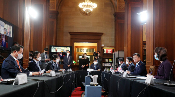 비즈니스 라운드 테이블, 발언하는 문대통령