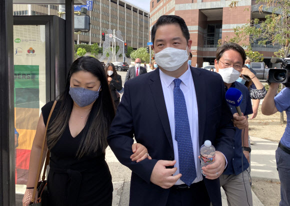 ‘북한 대사관 습격’ 크리스토퍼 안 “진실과 상식 믿는다”