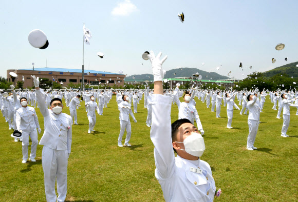 해군 부사관 임관 기쁨