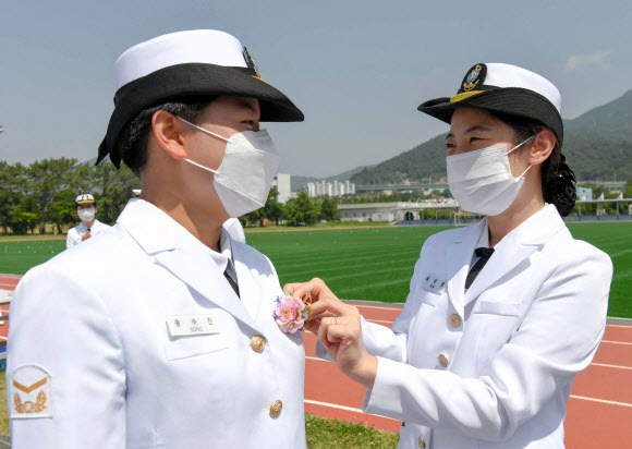 해군 부사관 임관 축하