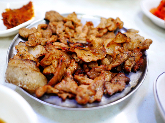 북성로의 대표 음식 중 하나인 석쇠불고기.  이우석 제공