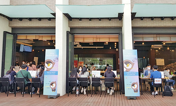 서울시립대학교는 7~8일 양일간 교내 전농관 카페에서 ‘찾아가는 취업투데이’ 행사를 개최한다. 서울시립대학교 제공