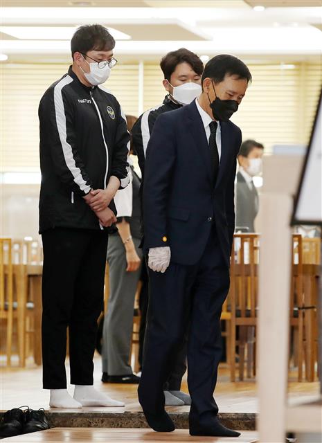 구단 직원들과 빈소 찾은 전달수 대표이사