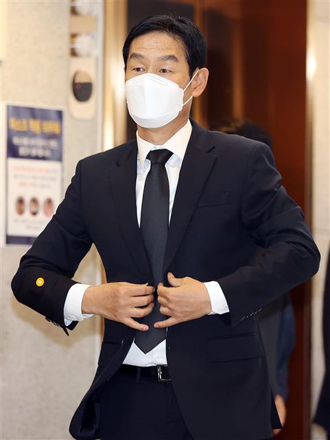 최용수 前 감독 ‘유상철 감독 빈소 찾아 조문’