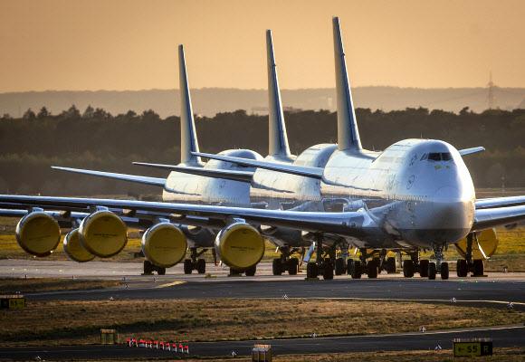 지난 4월 독일의 한 공항에 서 있는 보잉 747. AP