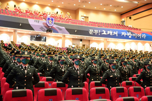 육군, 학사사관 66기 및 간부사관 42기 통합임관식 개최