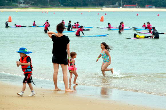 태안 만리포해수욕장 개장