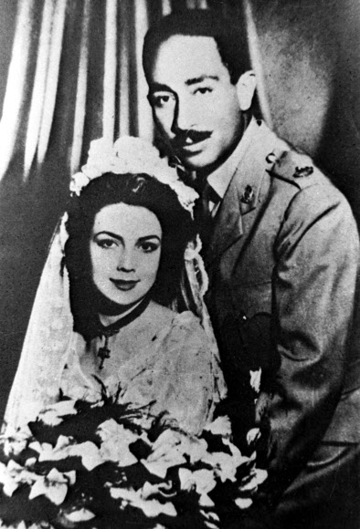 1949년 안와르 사다트 전 이집트 대통령과 지한 사다트의 결혼 사진. AFP 연합뉴스
