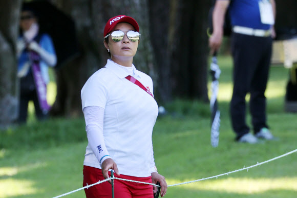 [올림픽] 경기 지켜보는 박세리 감독