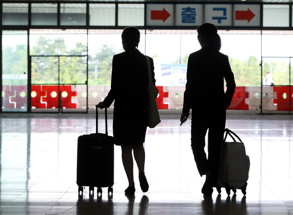 공무원 합격하려 먼 길 왔어요